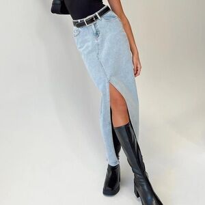Princess Polly Maxi Skirt Light Wash Denim Size 6   Front Slit pockets